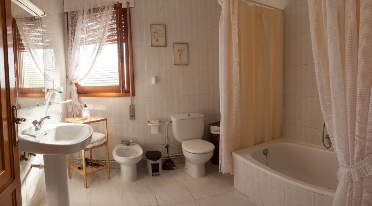 Apartamentos Rurales La Posada De Donato Nuévalos Eksteriør billede