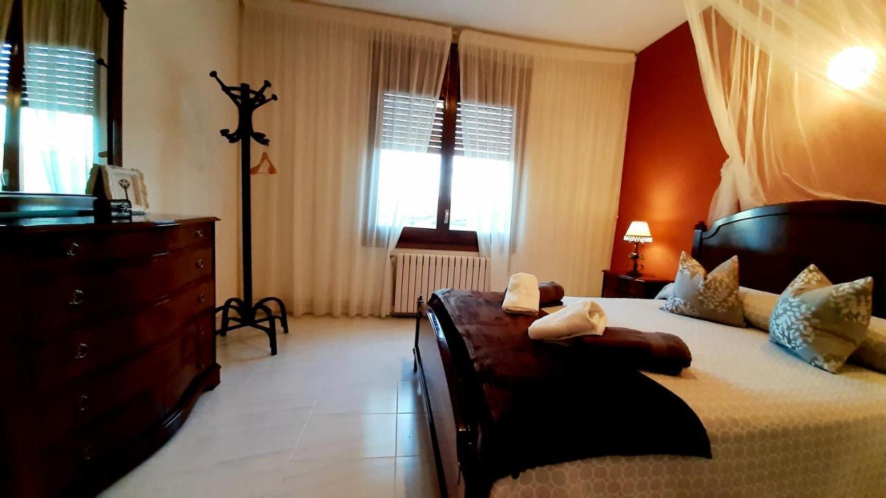 Apartamentos Rurales La Posada De Donato Nuévalos Eksteriør billede